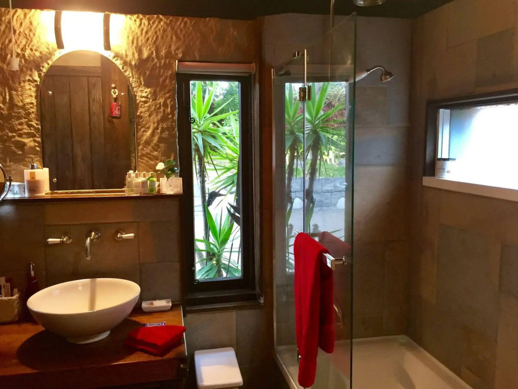 Matua Lodge