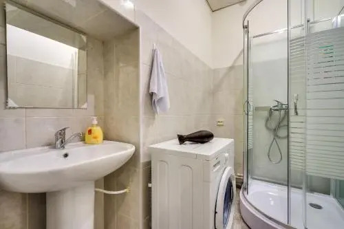 Neva Bnb Hostel