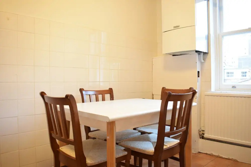Spacious 3 Bedroom Flat in Covent Garden