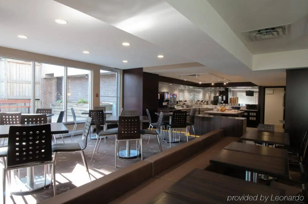 Best Western Plus Victoria Park Suites