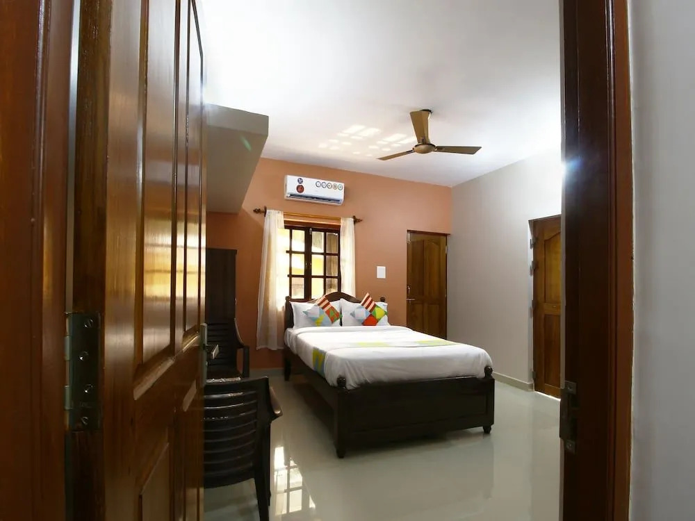 OYO 23077 Home Modern Studio Majorda Beach