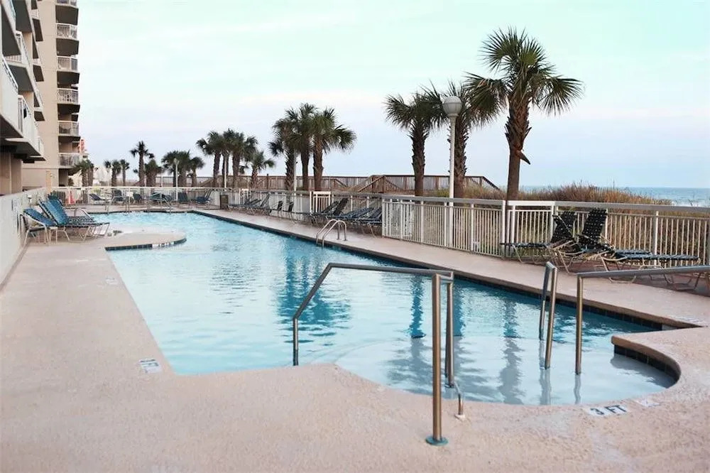 Crescent Shores 1501 - 4 Br condo by RedAwning