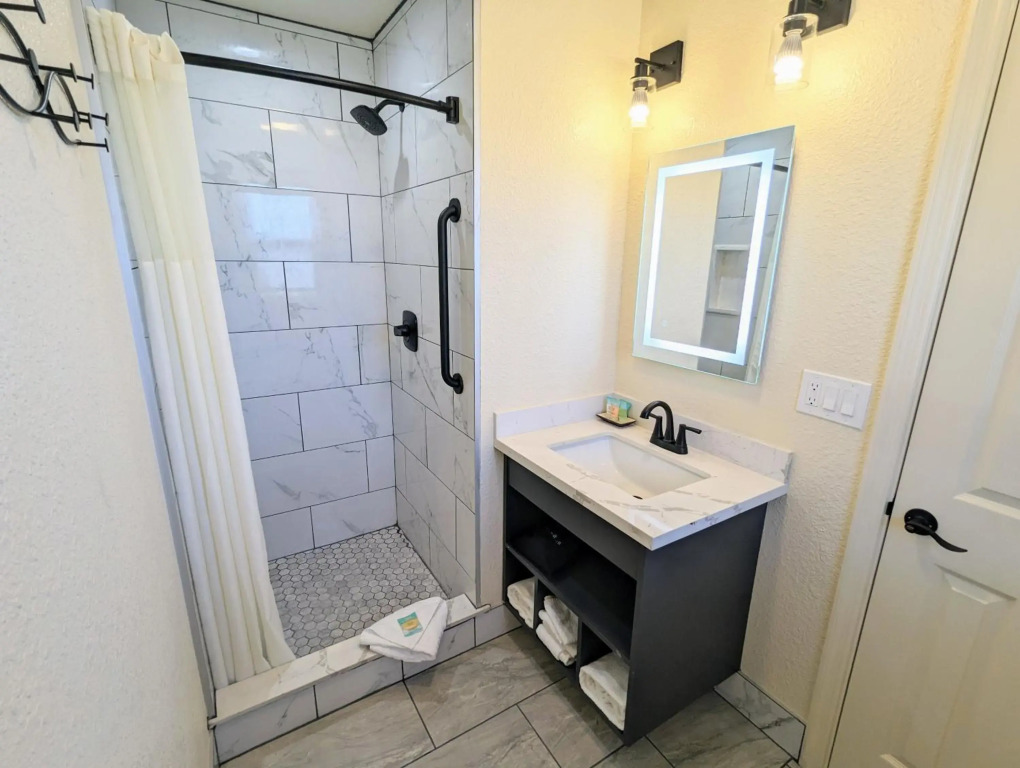 Clarion Collection Wilkies Inn Pacific Grove - Monterey