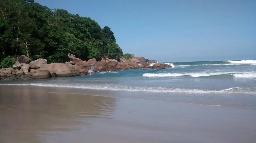 Ubatuba Surf Suites