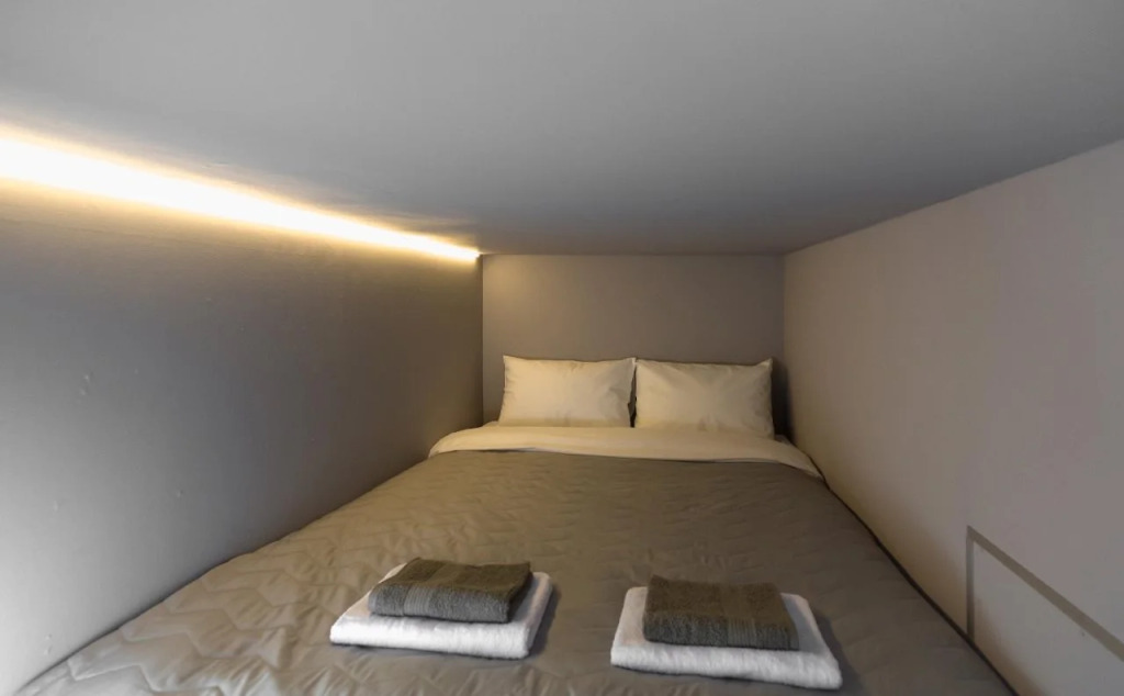 Shelter-hotels