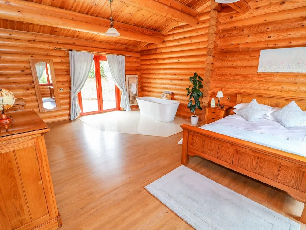 Cedar Lodge