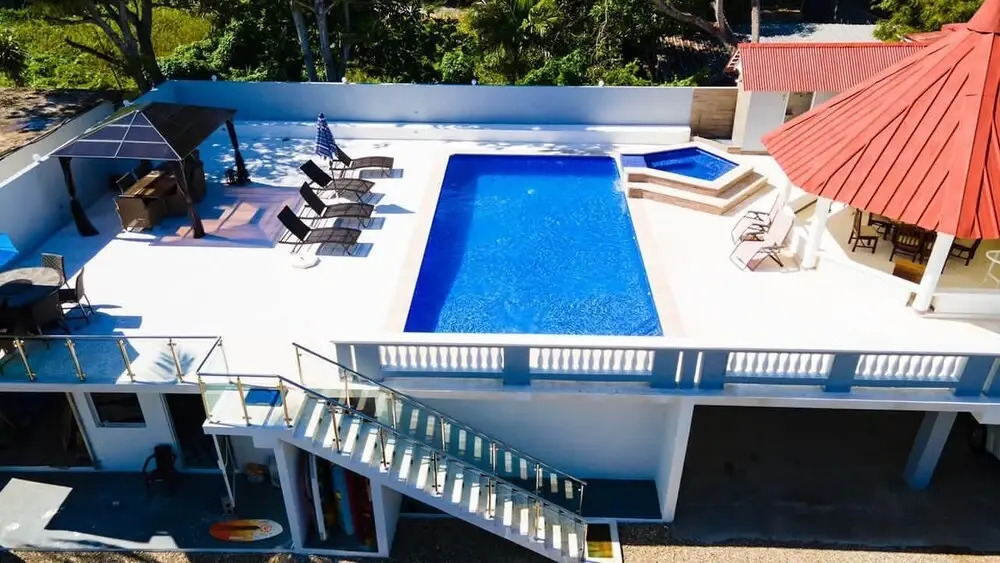 Carambola Surf House