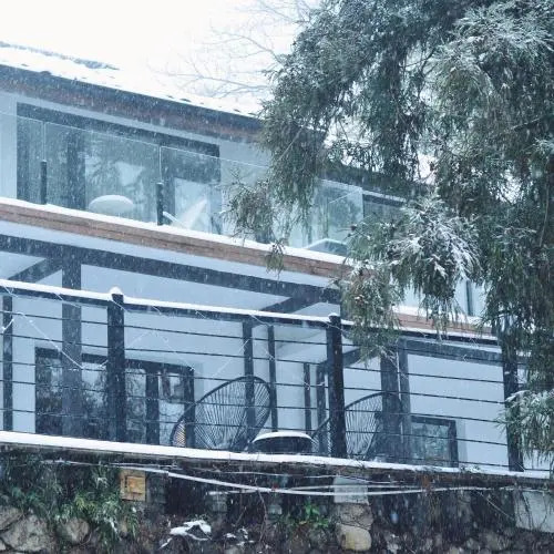 July Bamboo Hostel