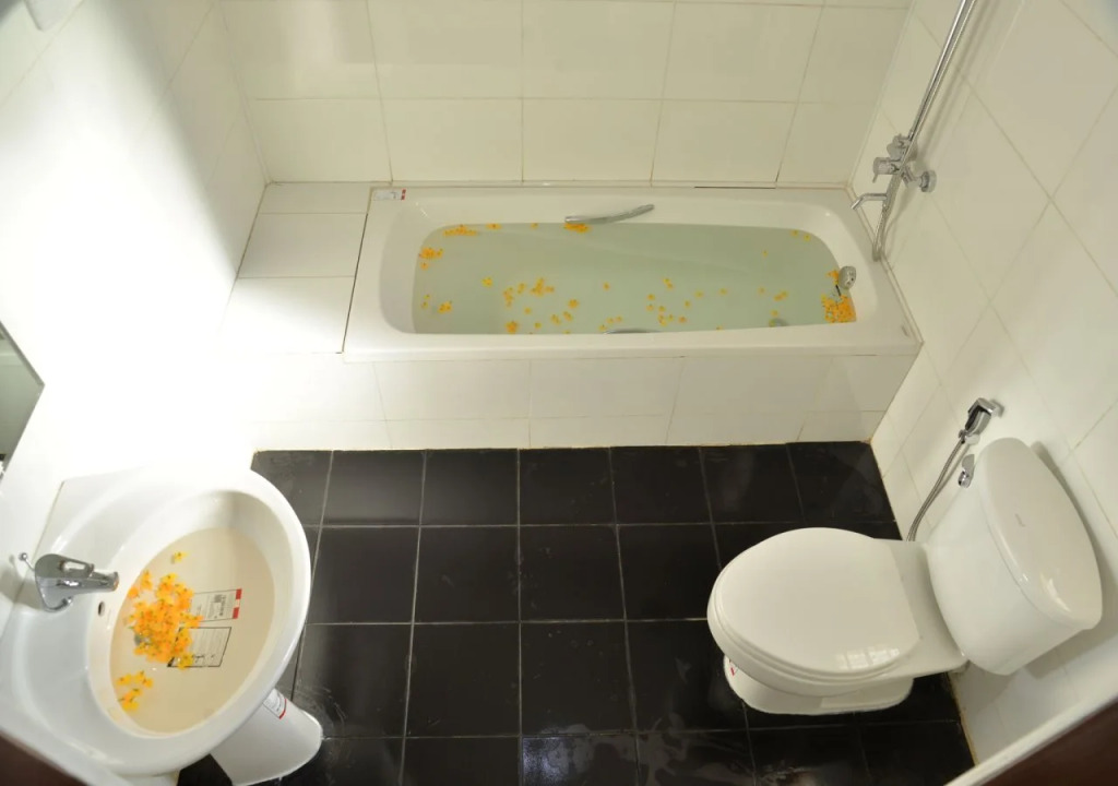 Golden Guest Hotel