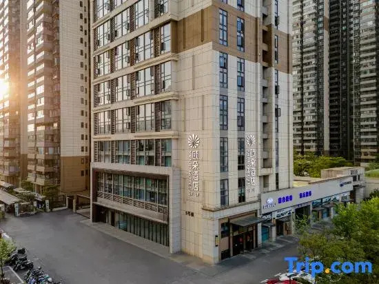 Yiduo Hotel (Longguang Provence Jiangnan Park Subway Station Branch)