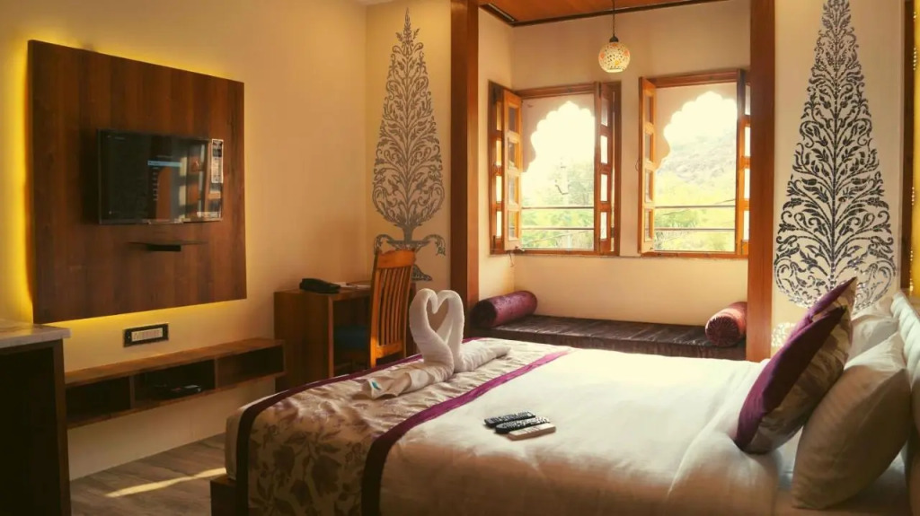 Spring Sky Udaipur By ShriGo Hotels