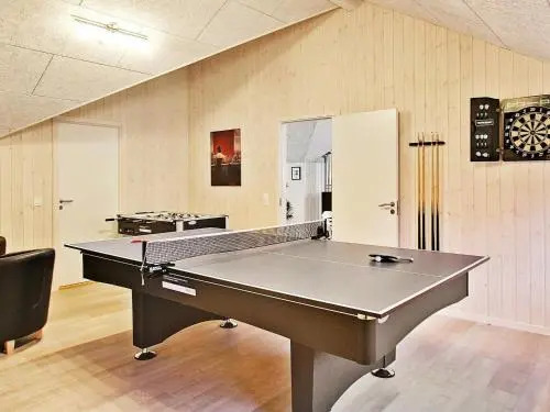 8 Person Holiday Home in Gelting