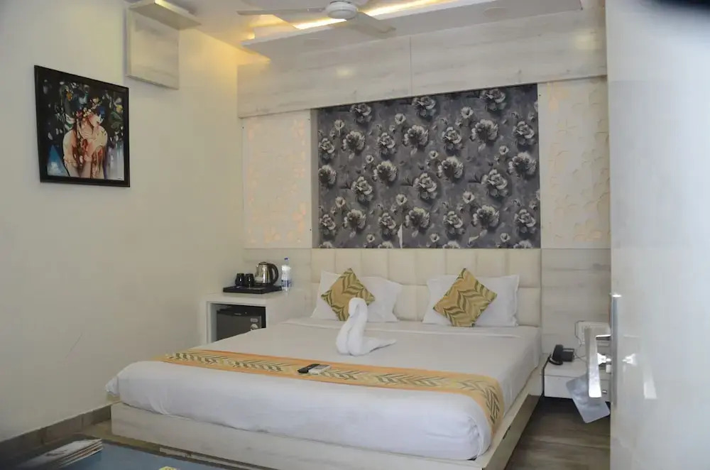Hotel Raj Palace