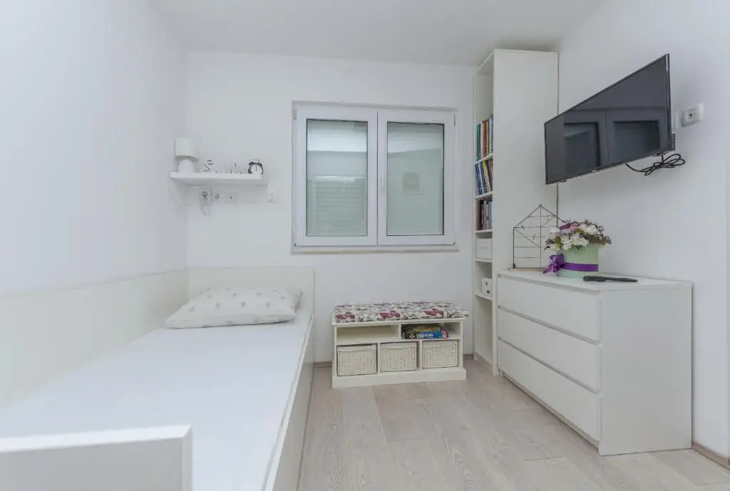 Apartment Mirjana