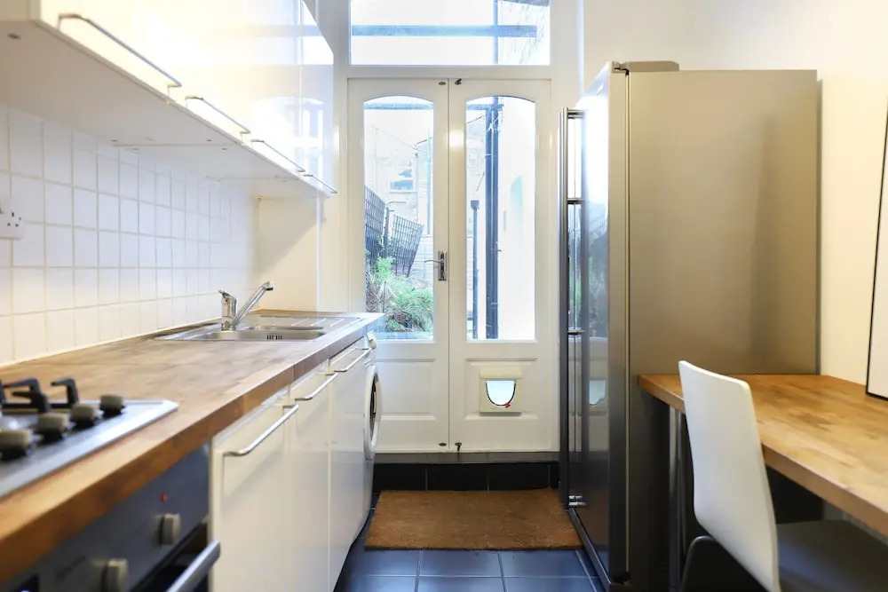 2 Bedroom Apartment With Garden