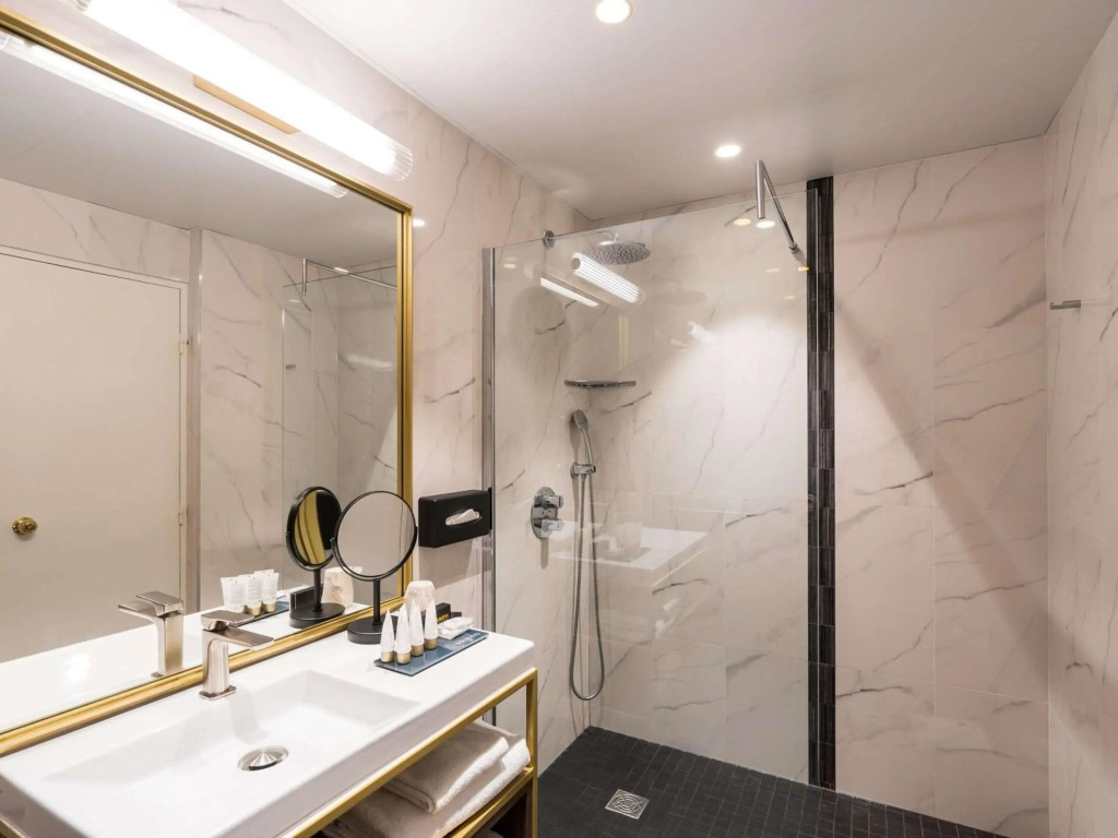 Aigle Noir Hotel Fontainebleau - MGallery Collection