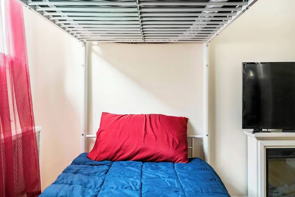 Lovely 2 Bedroom In Brooklyn Sleeps 5