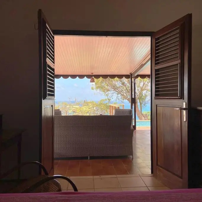 Le Caillou *** Belle Villa, 4 Chambres, Piscine, Vue Mer ***