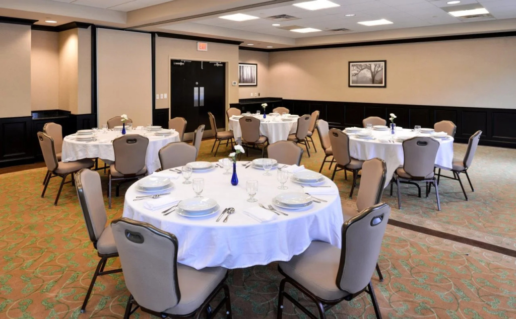 Holiday Inn Express & Suites Halifax Airport by IHG