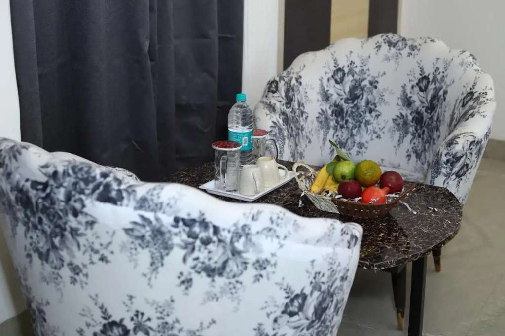 Lyf Corporate Suites - Noida Sector 19