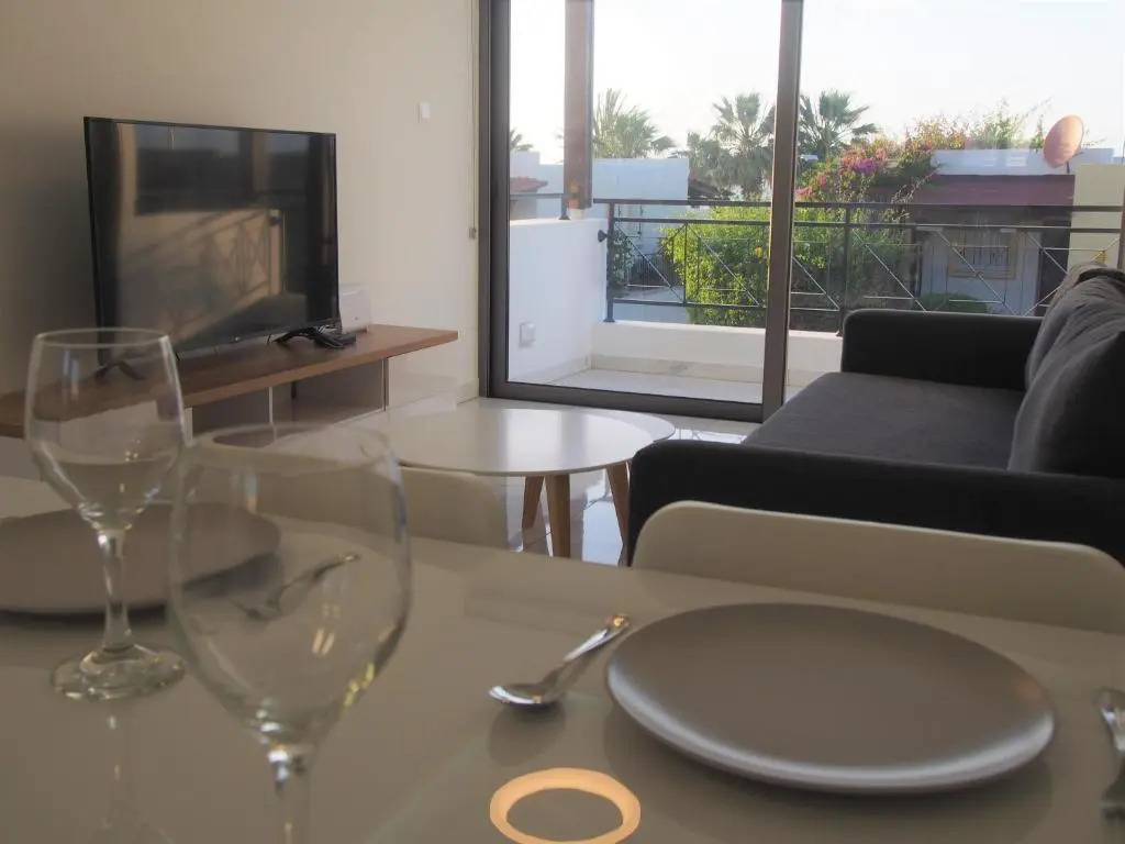 42 Beach Coast Apartment