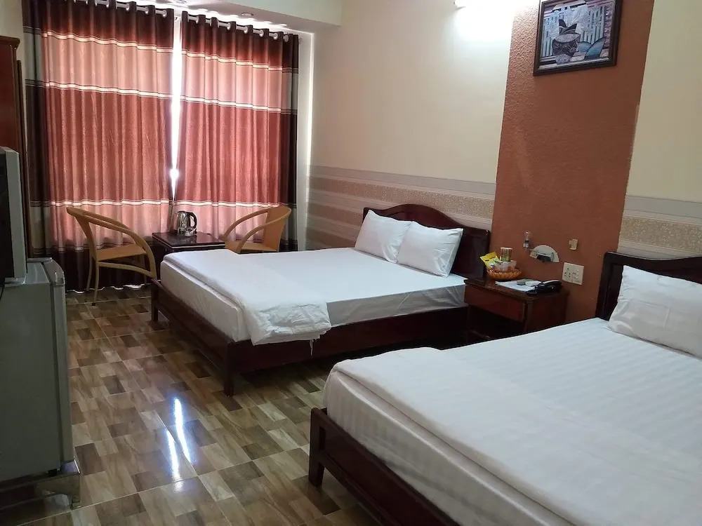 C30 Glory Hotel