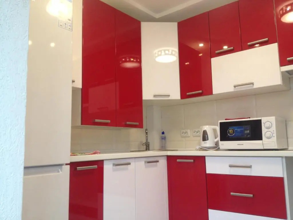 Apartment on Ivasyuka 11