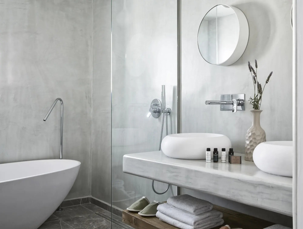 Loizos Stylish Residences