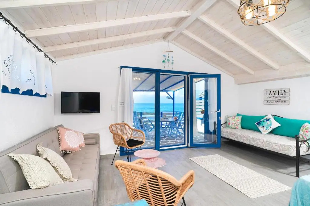 Glaros Bungalow