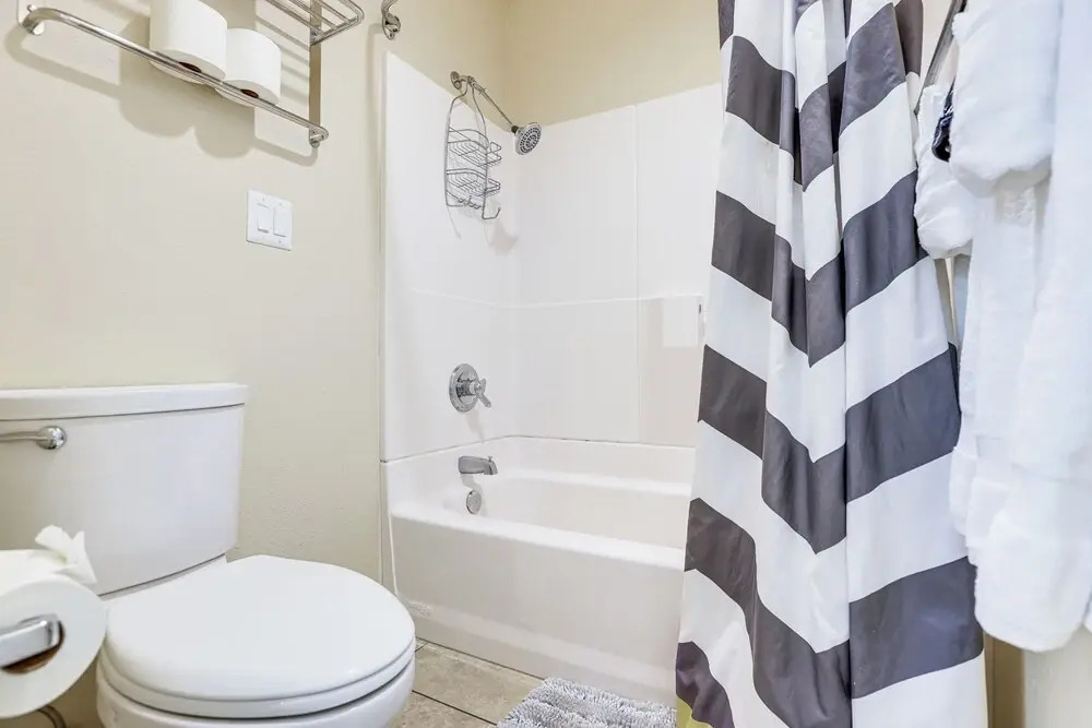 19 Mi to Mt Bachelor Ski Resort: Condo w/ Grill
