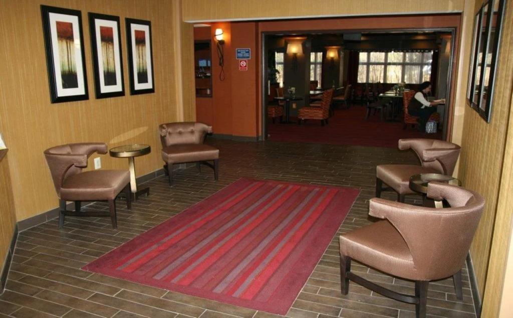 Holiday Inn Express Hotel & Suites Vineland Millville by IHG