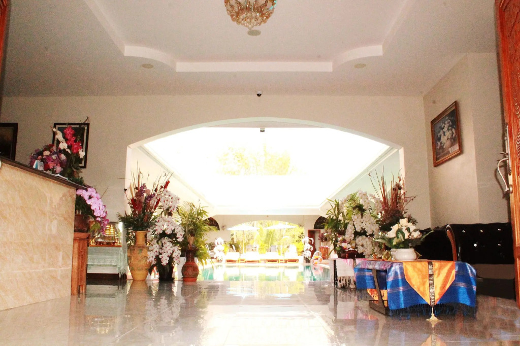 Nok Resort & Hotel