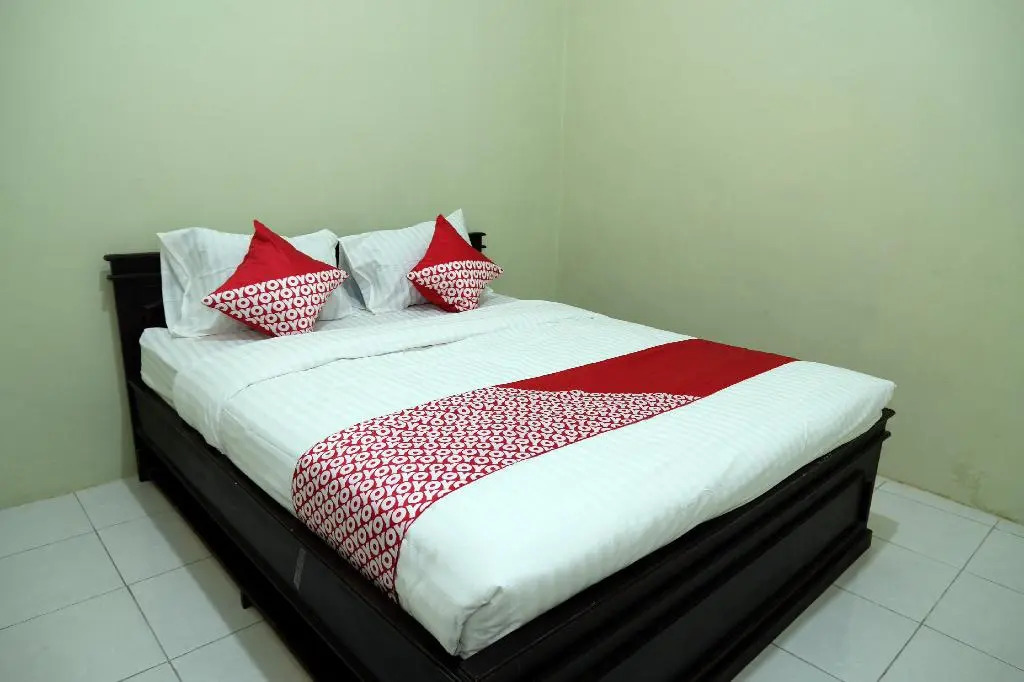 RedDoorz Syariah near Universitas Batanghari Jambi