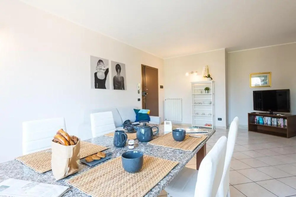 Bright Apartments Sirmione -Sorgente Pool 1