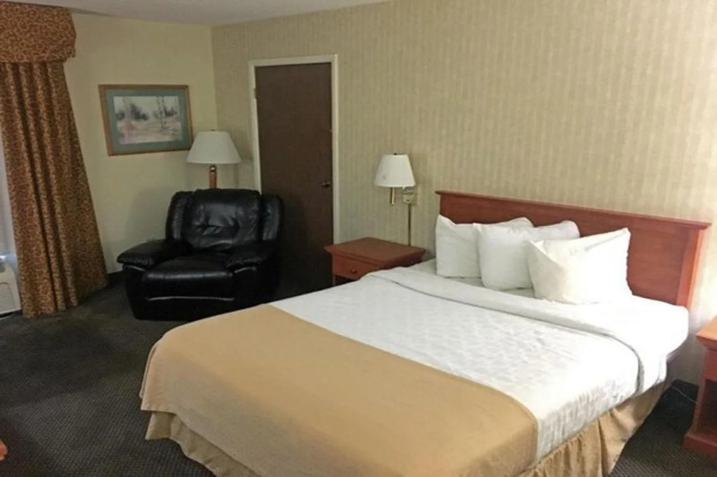 FairBridge Extended Stay, a Kitchenette Hotel