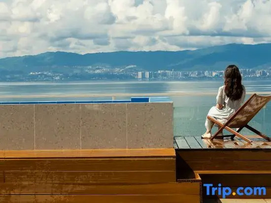The Second Power of Poetry · Poem ² | Designer of Endless Swimming Pool, Sea View Resort Homestay