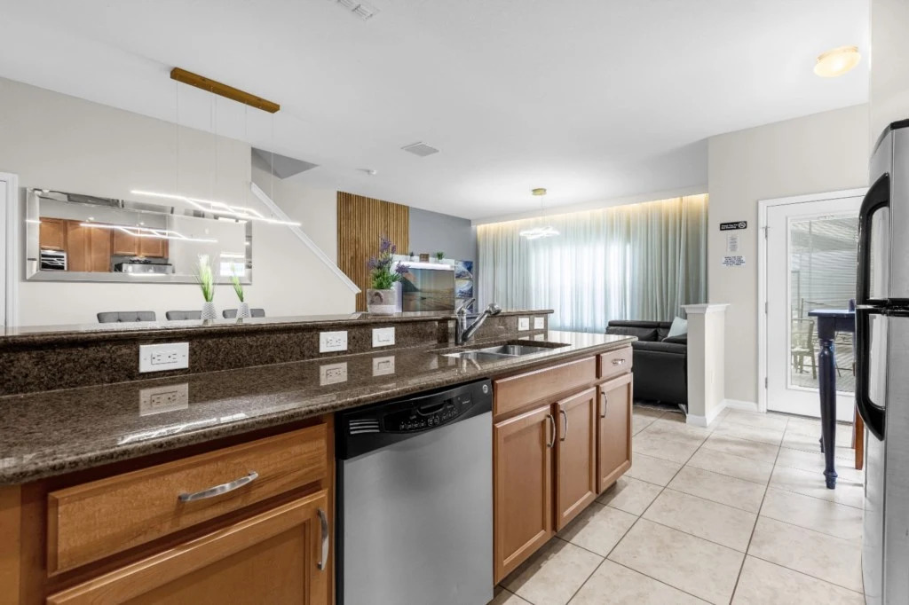 5 Bedroom 4 Bathroom Paradise Palms 8964 Cp