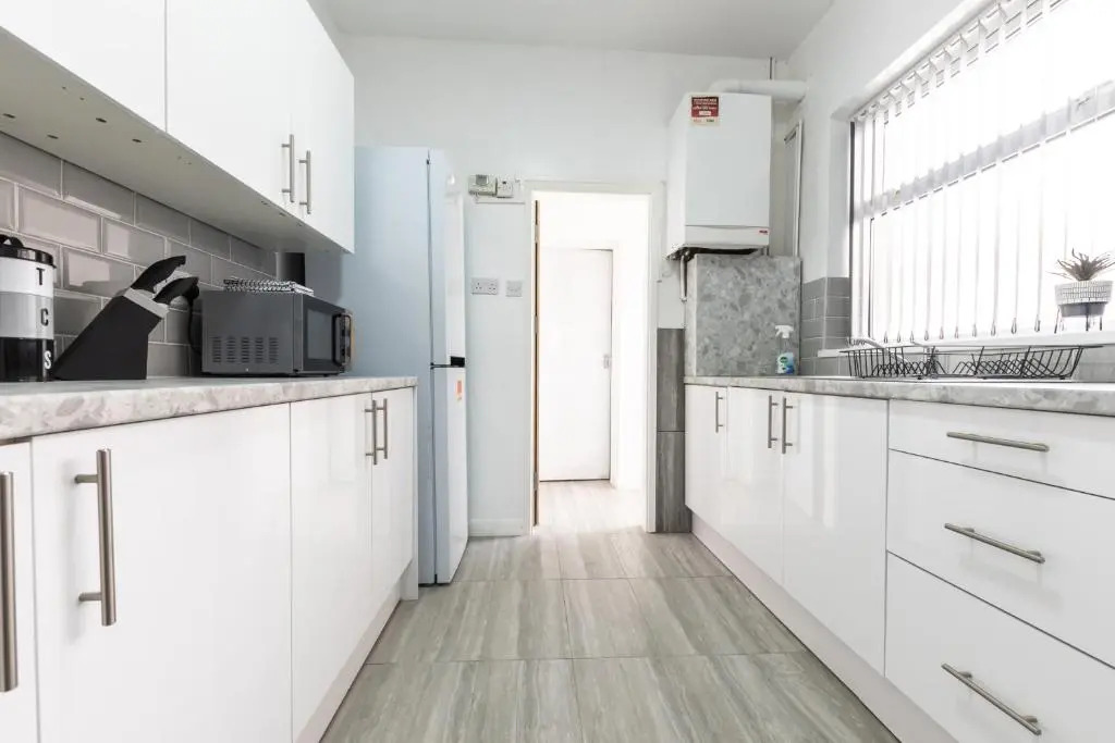 Tanzanite - 5 Bedroom House / Sleeps 10
