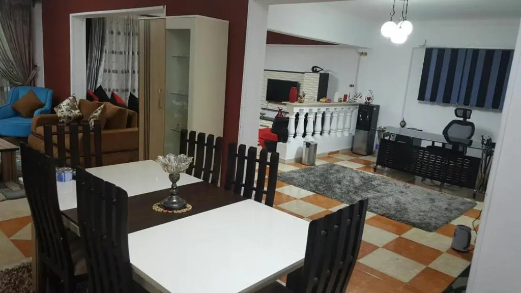 El-Madina El-Monawawwara Street off Gamal Abdel El-Nasir Rd. Asafra,