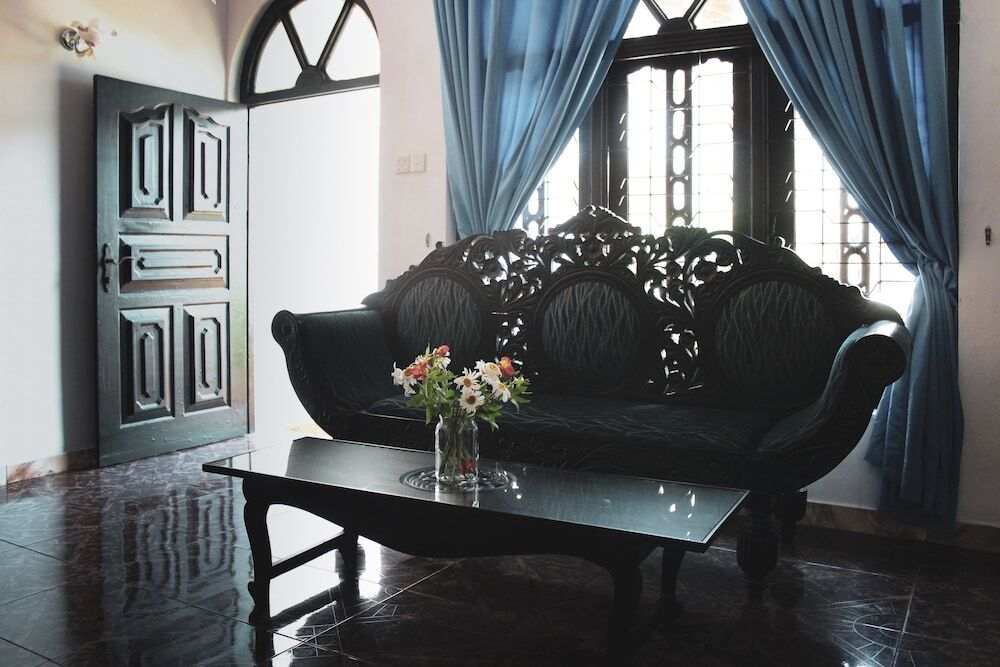 WEST 41 Kandy