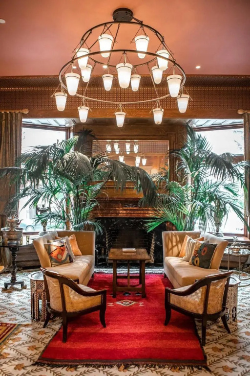 The Ivy Hotel