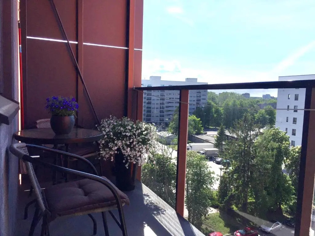 Orange Sipelga Balcony & Free Parking
