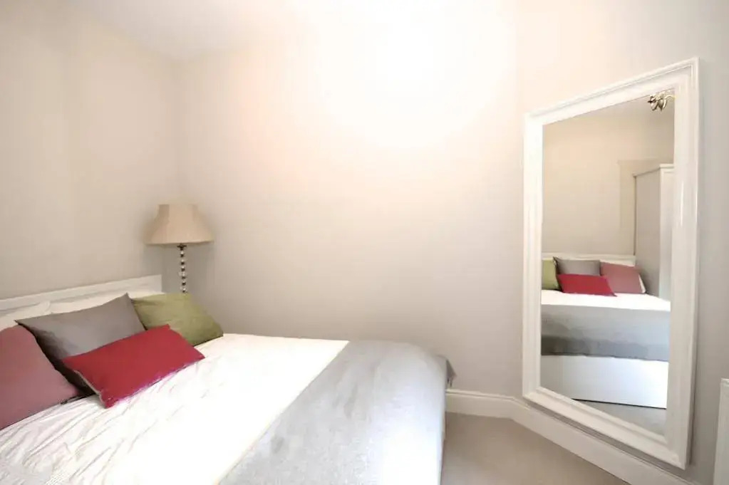 FG Property - Kensington, Musard Road