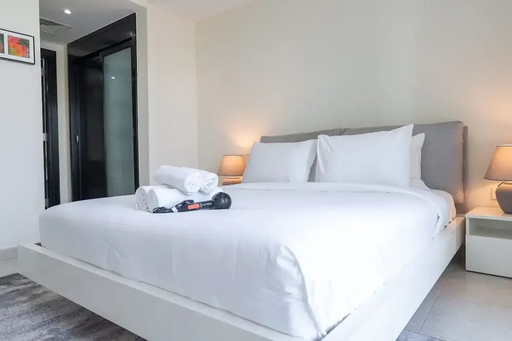 Luxury in Dubai Marina s 1 Bed That Sleeps 2