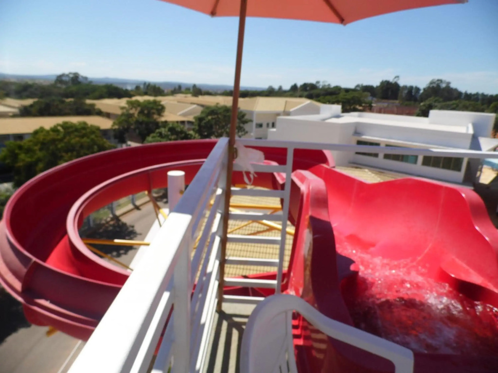 Lacqua diRoma - Oficial - Piscinas 24 horas