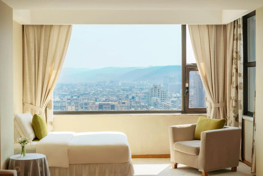 Guanfang Hotel