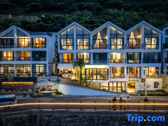 Xiangshan Morning Mountain Evening Sea Homestay