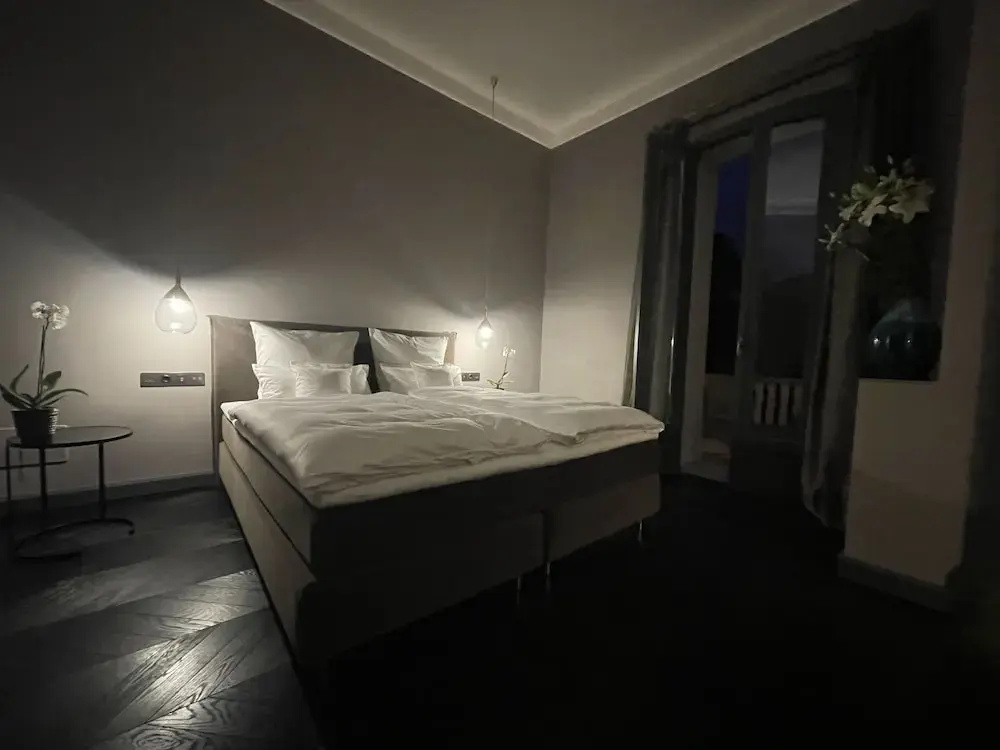 SA Suites