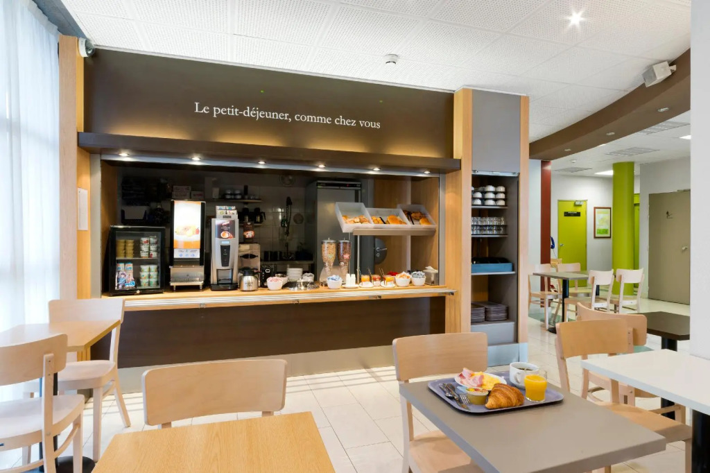 B&B HOTEL Nantes Centre
