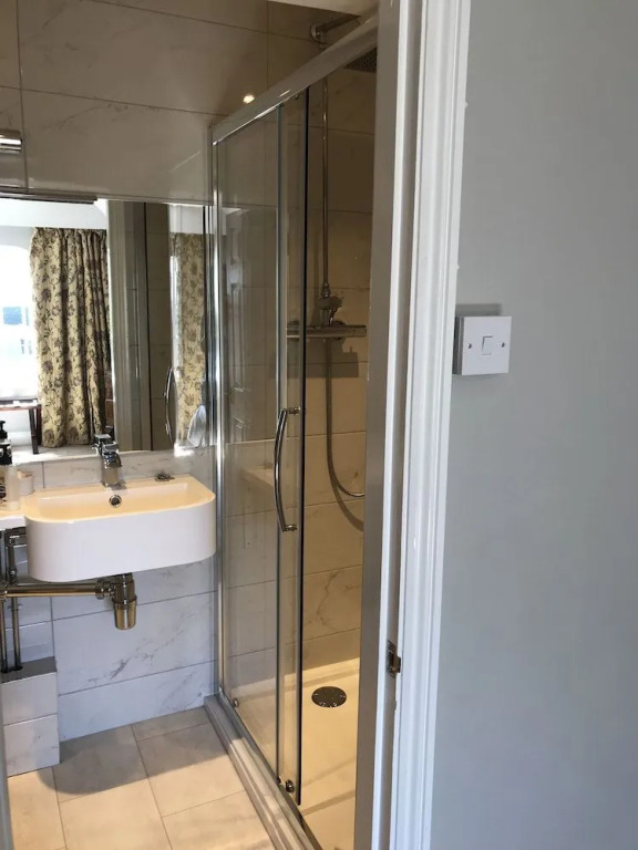 Victoria Spa Lodge